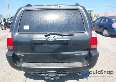 2006 Toyota 4Runner Limited V8 z USA, uszkodzony, nr VIN JTEBT17R460057784